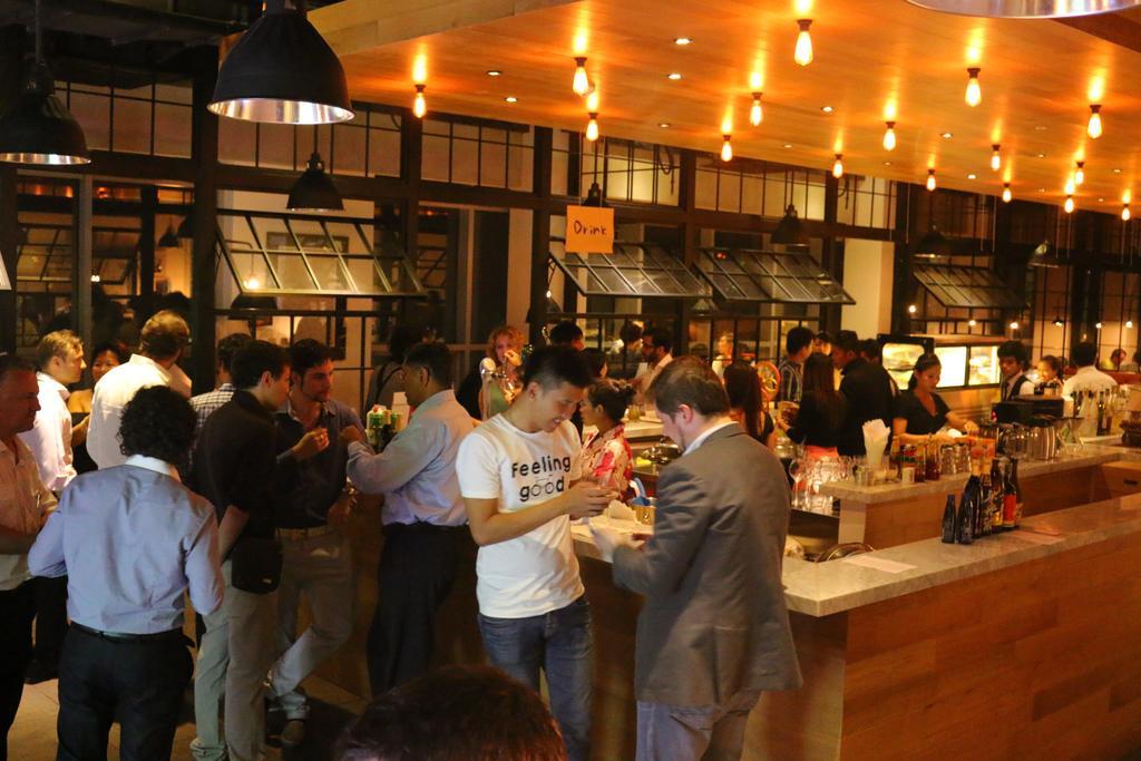 Tama Hotel Phnom Penh Tower Eksteriør bilde